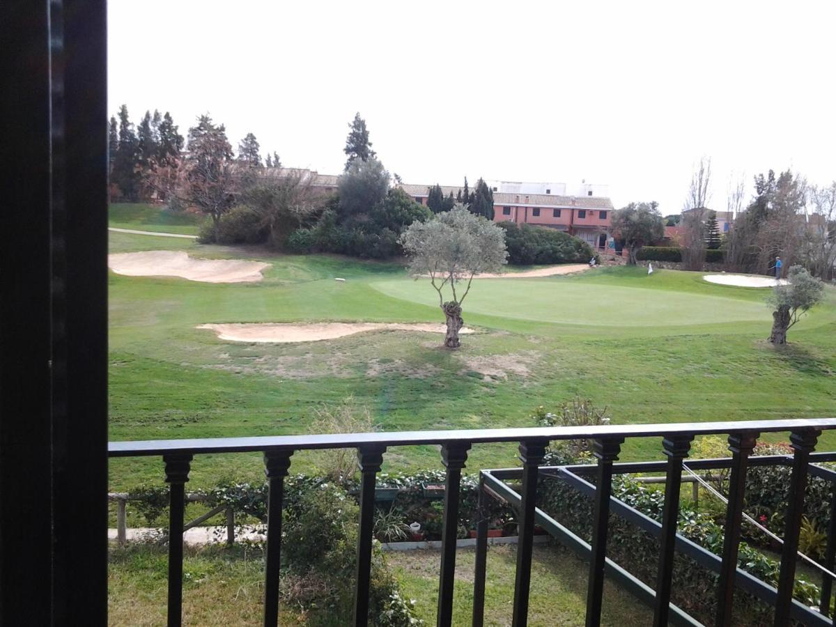 Olhando Um Campo De Golf Islantilla Eksteriør billede